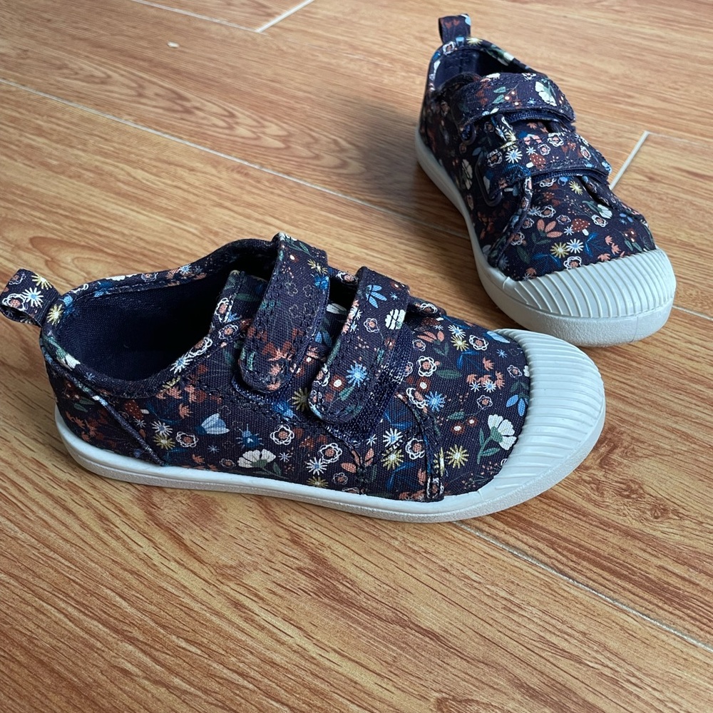 New! Cat & Jack Toddler Floral Print Blue Parker Sneakers.